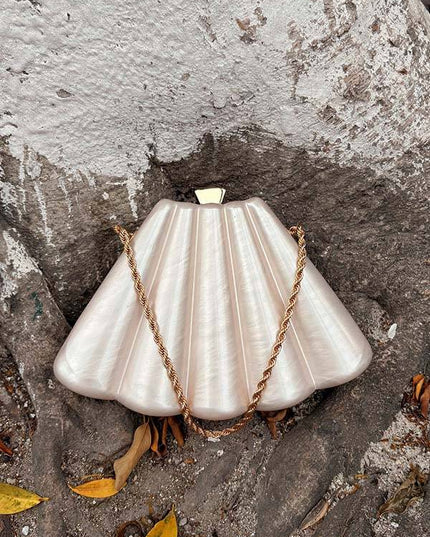 Shell Element Chain Bag Hand Bag