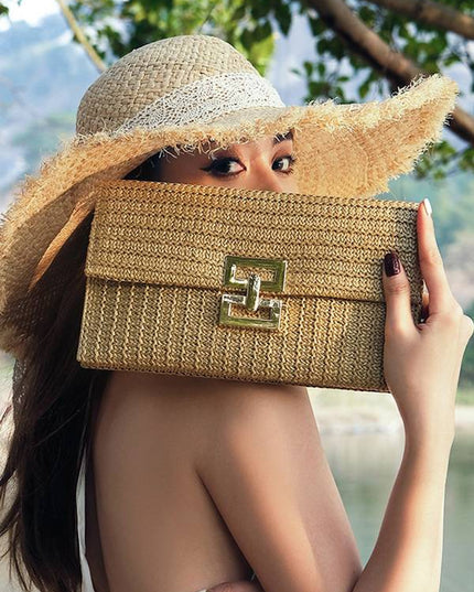 Straw Minimalist Clutch Chain Bag