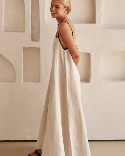 "Minimalist Linen" Contrast Trim Spaghetti Strap Maxi Dress