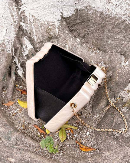 Shell Element Chain Bag Hand Bag