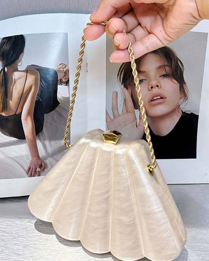 Shell Element Chain Bag Hand Bag